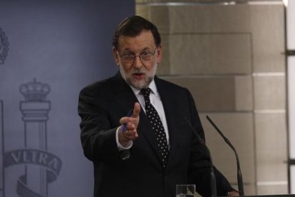 El presidente del Gobierno en funciones, Mariano Rajoy, en rueda de prensa.