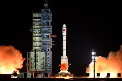 Momento del lanzamiento, que se ha llevado a cabo en el desierto de Gobi.