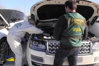 Imagen de la operación policial facilitada por la Guardia Civil. /