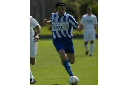 El delantero, durante su último partido con la Deportiva en Madrid