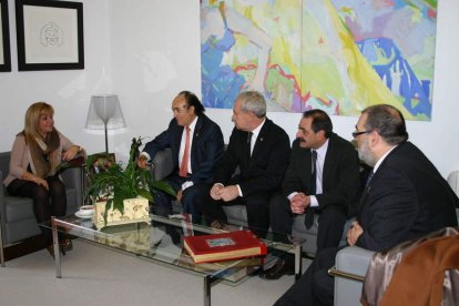 Carrasco, en la recepción a las cofradías de la capital.