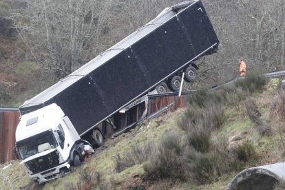 Fotografía de archivo de un accidente similar ocurrido recientemente en Piedrafita. L. DE LA MATA