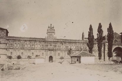 El edificio de San Marcos a finales del siglo XIX. JANE DIEULAFOY