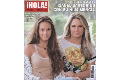 Isabel Sartorius y su hija, en la portada de la revista.