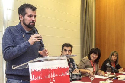 Luis Tudanca, el pasado día 1, durante su intervención en el congreso de UGT de Burgos. EFE