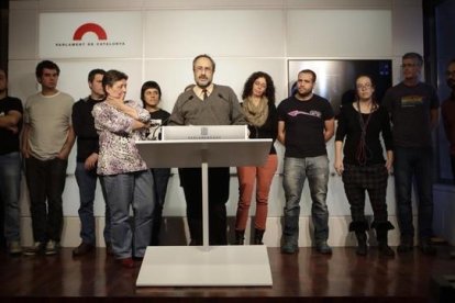 Rueda de prensa de los diputados de la CUP en el Parlament.