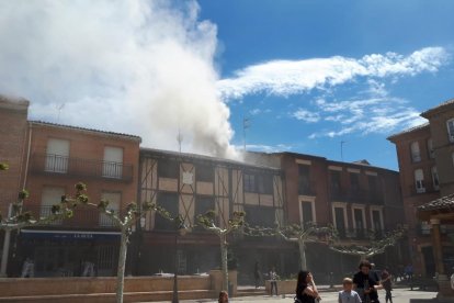 El incendio se declaró este mediodía