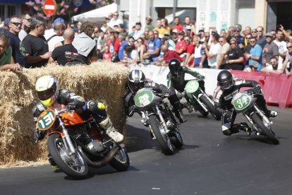 Una de las pruebas disputadas en la edición anterior del Gran Premio de Velocidad Ciudad de La Bañeza. FERNANDO OTERO PERANDONES