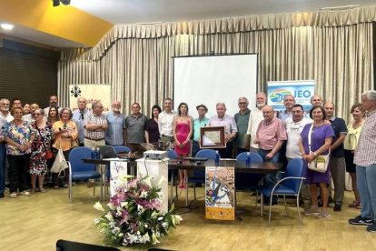 Participantes y asistentes del curso de verano en Hospital de Órbigo. DL