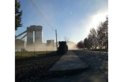 Nube de polvo en Cosmos, el viernes a las cinco de la tarde. BAI