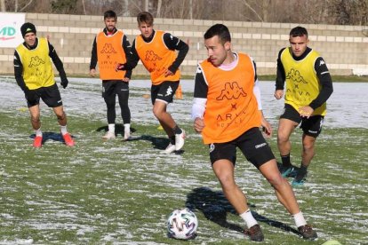 La plantilla culturalista retomó ayer los entrenamientos y hoy volverá a ejercitarse en sesión matinal. CYDL