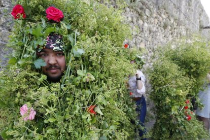 La naturaleza despierta en el corazón de la comarca con esta Fiesta de Interés Turístico Provincial que celebra el fin del invierno y abre las puertas de un nuevo ciclo