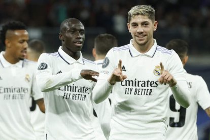 Fede Valverde cerró la cuenta realizadora del Real Madrid en un partido en el que los blancos sellaron el primer puesto del grupo. JUANJO MARÍN