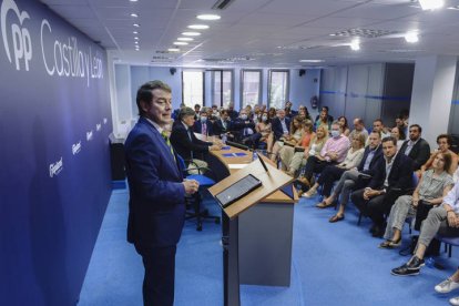 El Presidente del Partido Popular de Castilla y León, Alfonso Fernández Mañueco, clausura el Comité Ejecutivo Autonómico del PP de Castilla y León celebrado esta mañana en Valladolid.  NACHO GALLEGO