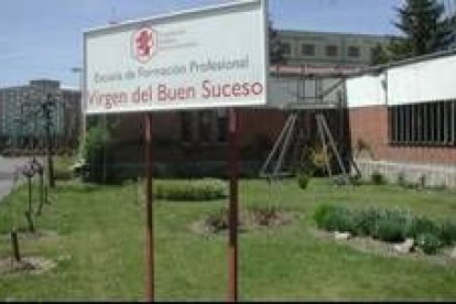 El centro  de FP Virgen del Buen Suceso ofrece ciclos de soldadura y electrónica