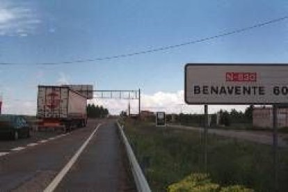 En la imagen, la N-630 León-Benavente, una de las vías con más accidentes de la comunidad autónoma