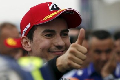 Jorge Lorenzo ha logrado la 'pole' en Japón.