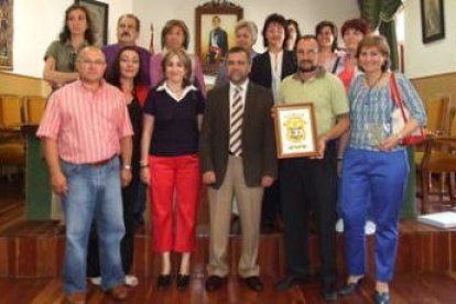 Los docentes fueron recibidos ayer en el Ayuntamiento