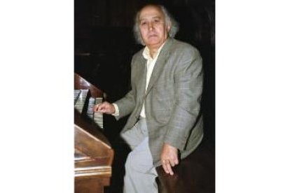 El director y compositor leonés Adolfo Gutiérrez Viejo