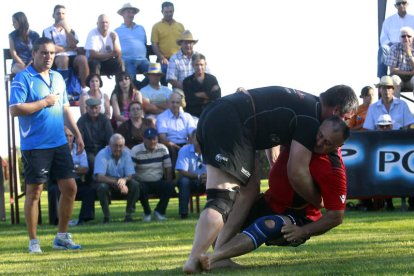 Ochenta participantes se dieron cita en el segundo corro del fin de semana del Carmen-Santiago.