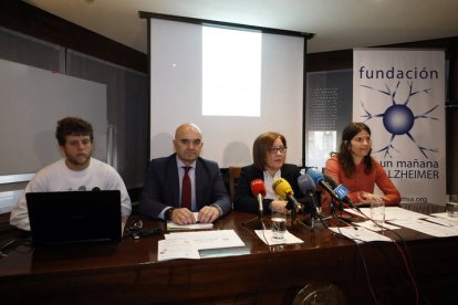 Rueda de prensa de la presentación del proyecto, esta mañana. MARCIANO PÉREZ