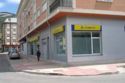 Instalaciones de la oficina de correos de Cistierna.