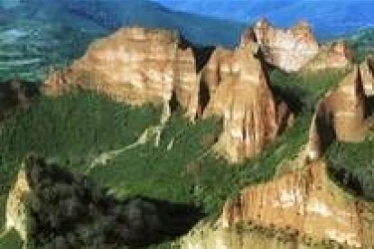 La belleza paisajística que encierran Las Médulas sirve una vez más de fuente de inspiración