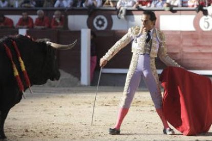 Iván Fandiño rubricó ayer una gran faena.