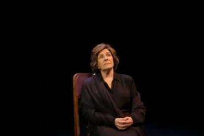 La actriz Lola Herrera ha interpretado durante varias etapas de su vida el papel de Menchu en la obra de teatro ‘Cinco horas con Mario’. DANIEL DICENTA HERRERA