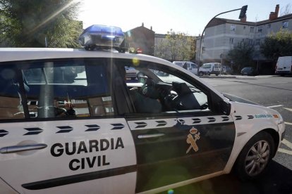 Guardia Civil de Armunia. DL