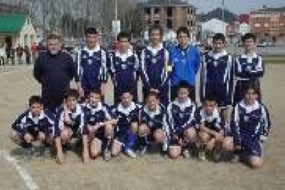 Formación del Cuatrovientos B que milita en la 2.ª Provincial Benjamín