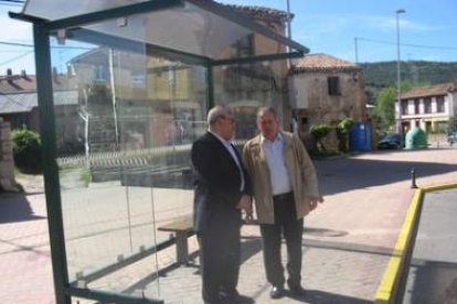 Los alcaldes de La Robla y Villamanín se niegan a que se suspendan viajes a diario de Alsa