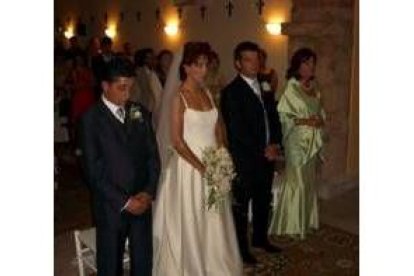 Momento de la boda entre Javier de Grado y Yolanda Marcos