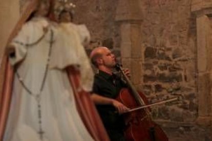 Un momento de la actuación del Cuarteto Pallarés ayer en la iglesia de Santo Tomás de las Ollas