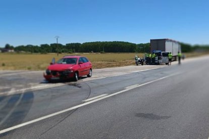 Estado en el que quedaron los dos vehículos tras el accidente. DL