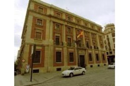 La sede del Banco de España en León, en la calle Ordoño II