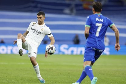 Dani Ceballos, en el partido de la presente temporada entre el Real Madrid y el Getafe. JIMÉNEZ