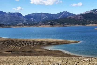 Imagen reciente del pantano del Porma. RAMIRO