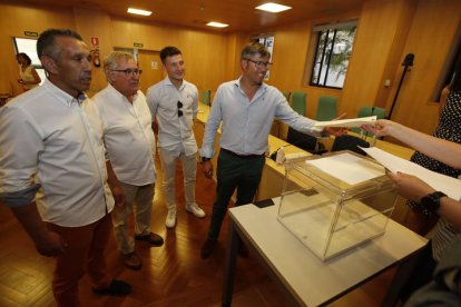 José Alberto García, David Fernández, Ángel Pérez y Emilio Orejas, del PP. RAMIRO