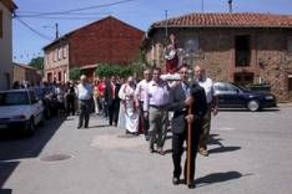 La procesión recorrió las principales calles de la loclaidad