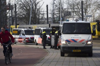 La policía investiga sobre el tiroteo en Utrecht.