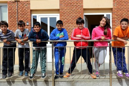 Cinco de los siete escolares de Banuncias se gradúan y faltan dos para que Educación no decrete su cierre.