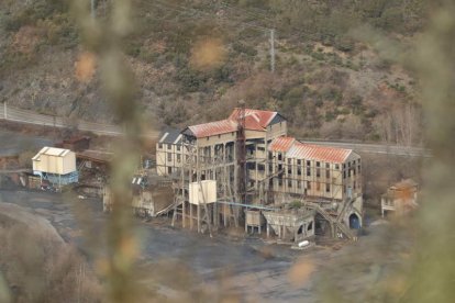 Lavadero de carbón de Antracitas de Fabero S.A., en Santa Cruz del Sil. L. DE LA MATA