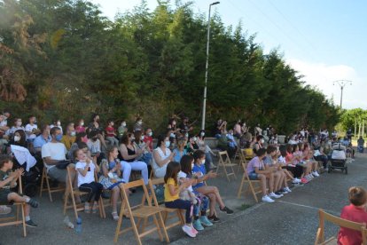 Teatro y actuaciones al aire libre para disfrutar de León de forma segura. DL