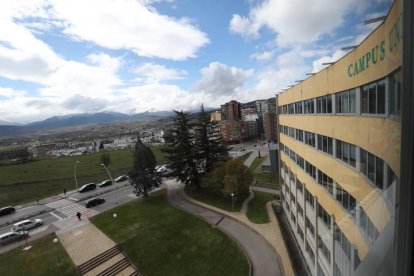 Edificio del campus universitario de Ponferrada