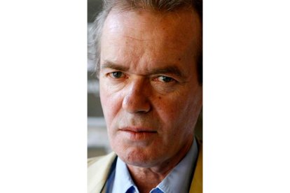 De izquierda a derecha, Martin Amis, Enrique Vila Matas, Elena Poniatowska e Isabel Allende.