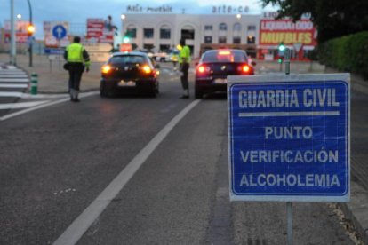 Control de alcoholemia realizado por la Guardia Civil.