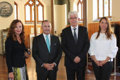 Cristina Santos, Pablo Junceda, José A. Hermida y Blanca de Elías. DL