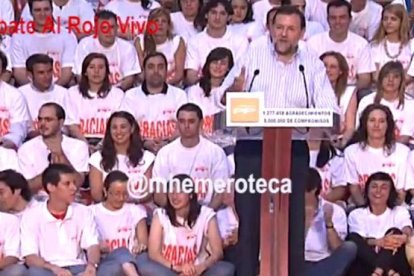 Vídeo en el que Mariano Rajoy declara su amor a Alfonso Rus, en un mitin en Xàtiva en junio del 2007.