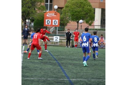 El UD Sur venció a la Ponferradina con gol de Lucas. UD SUR